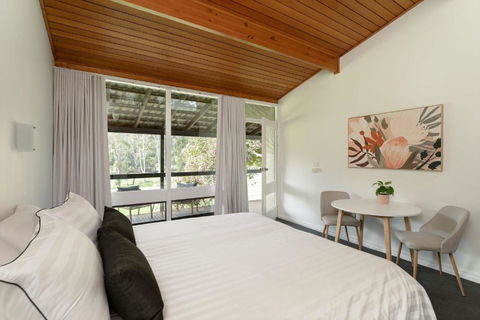 Mount Lofty Golf Course - Yarra Valley Accommodation 0