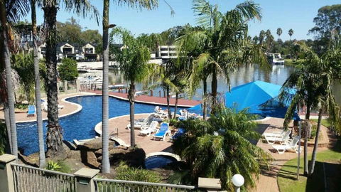 Mulwala Lakeside Apartment - Yarra Valley Accommodation 3