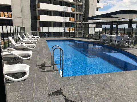 New Luxurious Skyview 2Bedroom Apartment Liverpool - Yarra Valley Accommodation 2