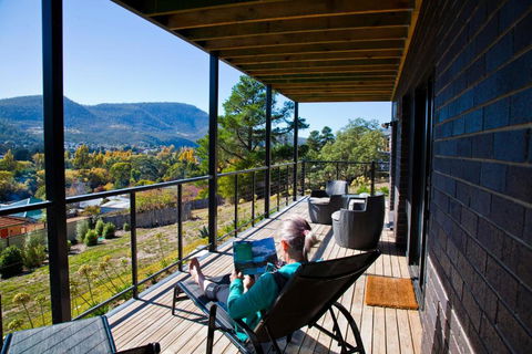 New Norfolk Holiday Apartments - Yarra Valley Accommodation 2