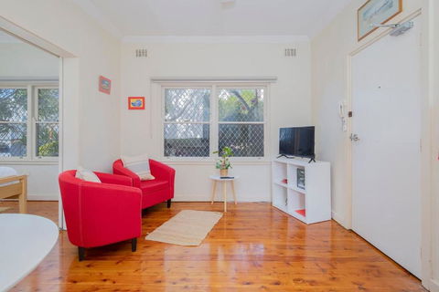 Newcastle Nook - Convenient Comforts In The CBD - Yarra Valley Accommodation 2
