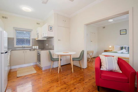 Newcastle Nook - Convenient Comforts In The CBD - Yarra Valley Accommodation 3