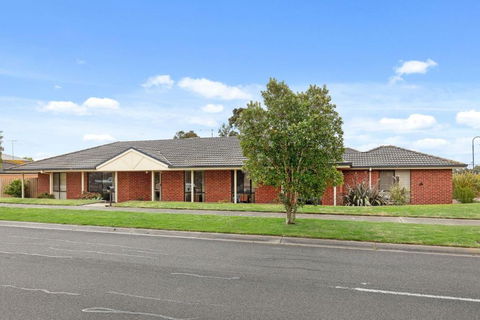 Oasis Springs - Yarra Valley Accommodation 0