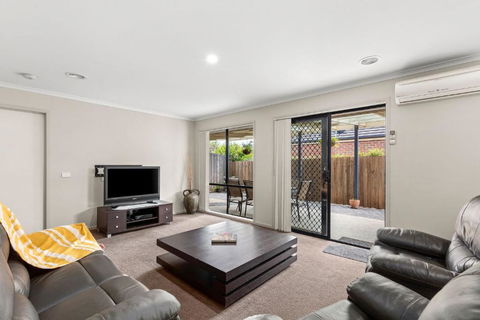 Oasis Springs - Yarra Valley Accommodation 3