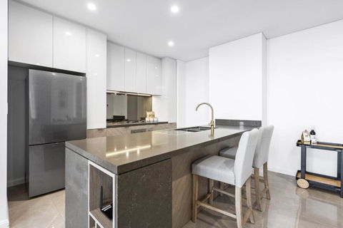 OCEAN Views In Beachside 2-Bedroom Unit - Q Stay - Yarra Valley Accommodation 1