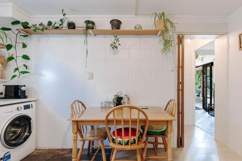 One-Bedroom Suite-Close To Beach And CBD - Yarra Valley Accommodation 3