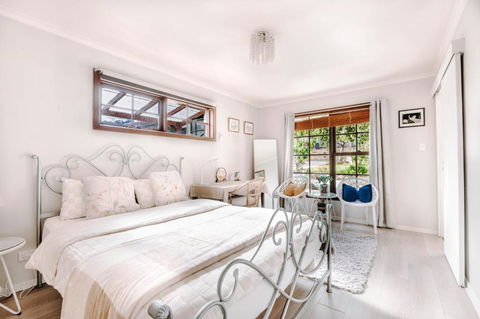 One-Bedroom Suite-Close To Beach And CBD - Yarra Valley Accommodation 0