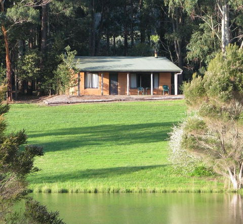 Pemberton Lake View Chalets - Yarra Valley Accommodation 0