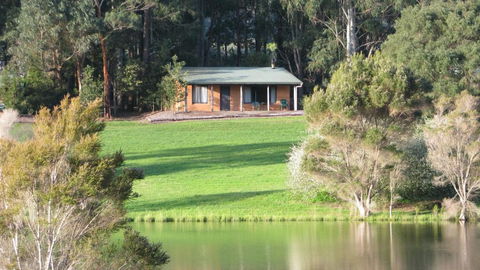 Pemberton Lake View Chalets - Yarra Valley Accommodation 1