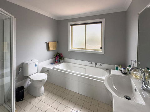 Prestons Dream Holiday 4 Bedroom - Yarra Valley Accommodation 2