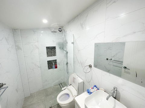 Private, Local Living Studio In Mascot, Airport - Yarra Valley Accommodation 1