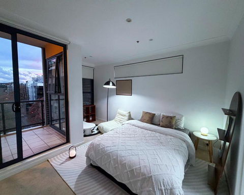 Private Room With Balcony - Yarra Valley Accommodation 0