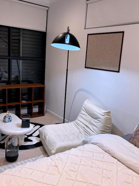Private Room With Balcony - Yarra Valley Accommodation 3