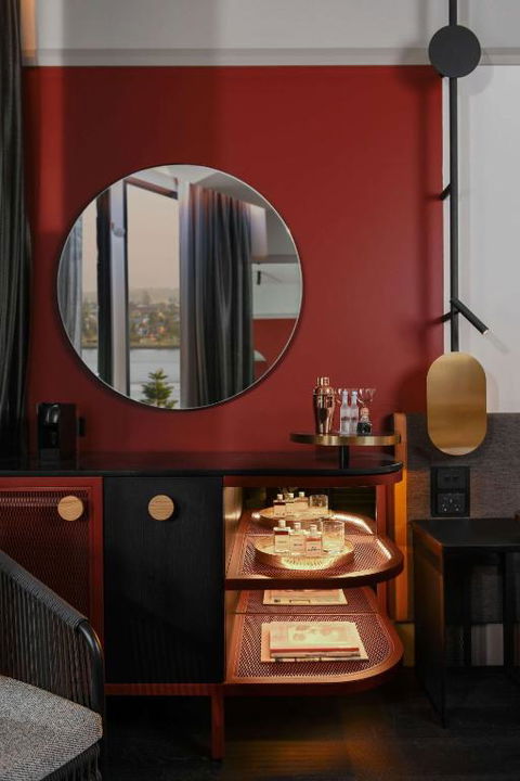 QT Newcastle - Yarra Valley Accommodation 2