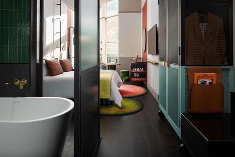 QT Newcastle - Yarra Valley Accommodation 0