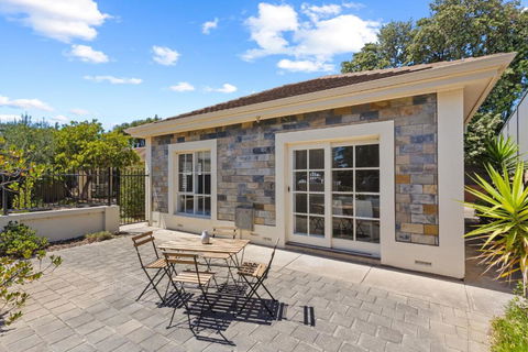 Quiet 2-Bed Retreat With Private Courtyard - Yarra Valley Accommodation 3