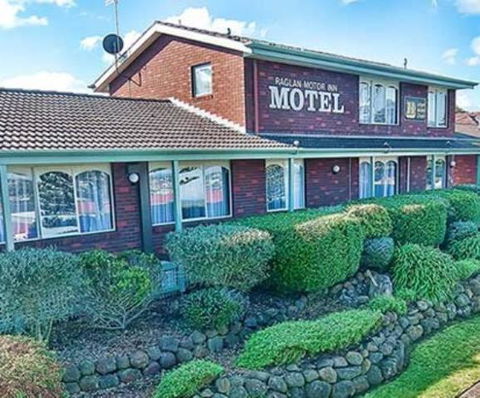 Raglan Motor Inn - Yarra Valley Accommodation 0