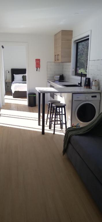 Rail Trail Retreat - Yarra Valley Accommodation 1