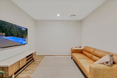 Rainforest Villa: Luxe Escape - Yarra Valley Accommodation 3