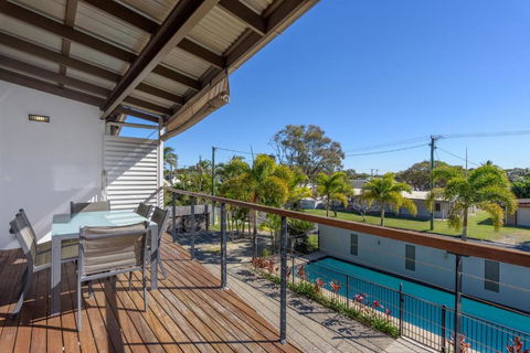 Rainbow Surf 3 - Yarra Valley Accommodation 1