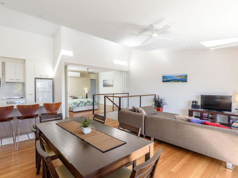 Rainbow Surf 4 - Yarra Valley Accommodation 3