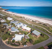 At The Beach - 54 Elizabeth Crescent - Yarra Valley Accommodation