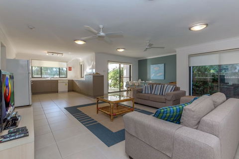 Beach House, Pacific Road, 1/20 - Yarra Valley Accommodation 2