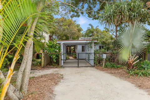 BEACH RETREAT - Yarra Valley Accommodation 2
