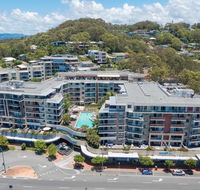 Beach Side Ocean Burleigh Heads 3 bedroom Family Accomodation - Yarra Valley Accommodation