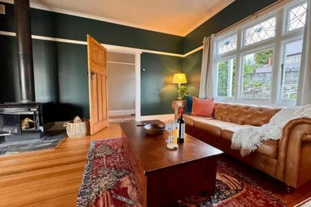 Renovated Cottage Near Cataract Gorge Launceston - Yarra Valley Accommodation 0
