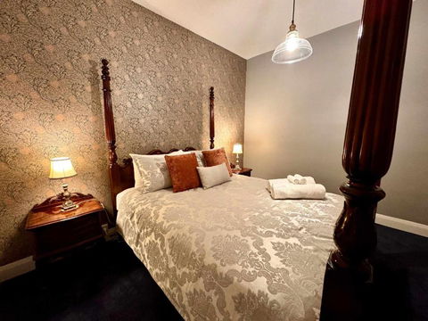 Renovated Cottage Near Cataract Gorge Launceston - Yarra Valley Accommodation 1