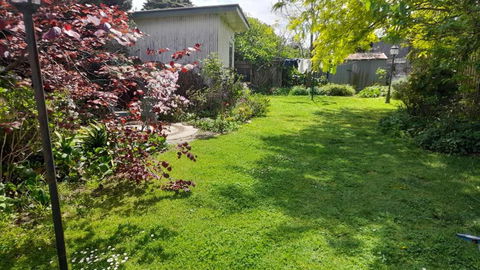 Reservoir Central Close To Train Station OC03 - Yarra Valley Accommodation 1