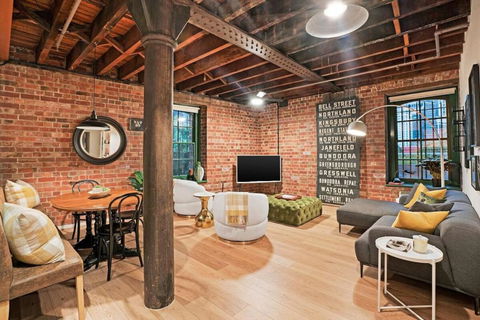 Retro Meets Industrial At Heritage Bond Store - Yarra Valley Accommodation 0