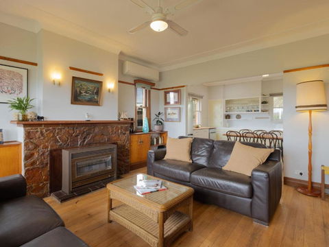 Retro Retreat - Yarra Valley Accommodation 0