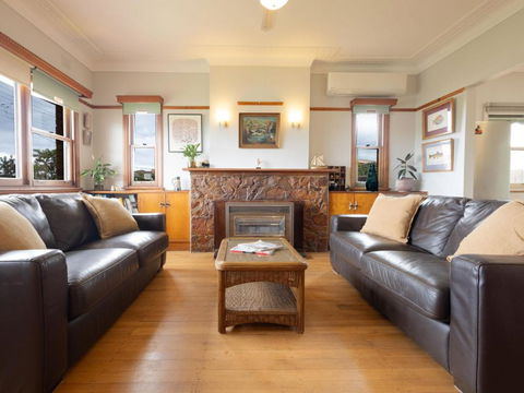 Retro Retreat - Yarra Valley Accommodation 1