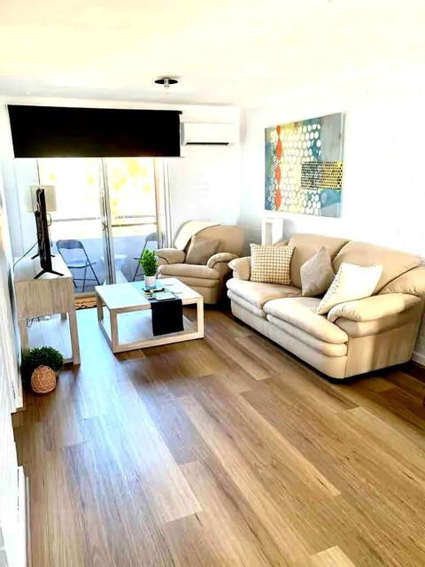 Right In Fremantle - Yarra Valley Accommodation 0