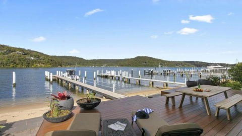 Riptides Booker Bay -Waterfront Apartment, Walk To Shops & Cafes - Yarra Valley Accommodation 1