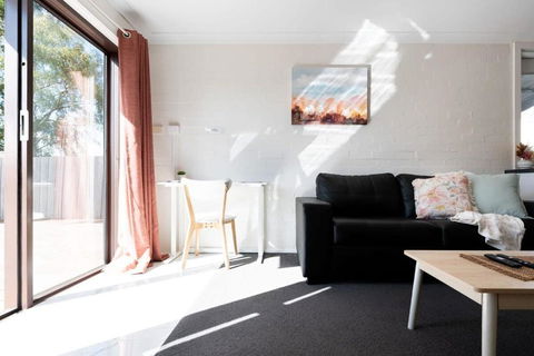 Riverside Gem With Parking And WiFi - Yarra Valley Accommodation 1