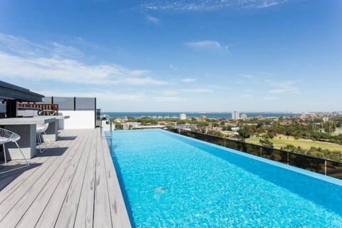 Rooftop Infinity Pool - St Kilda Luxury - Yarra Valley Accommodation 0