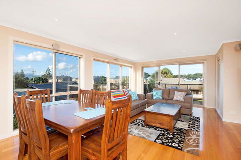 Rose - Yarra Valley Accommodation 0