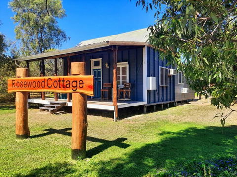 Rosewood Cottage -Entire 2 Bedroom Home With Netflix & WiFi - Yarra Valley Accommodation 1