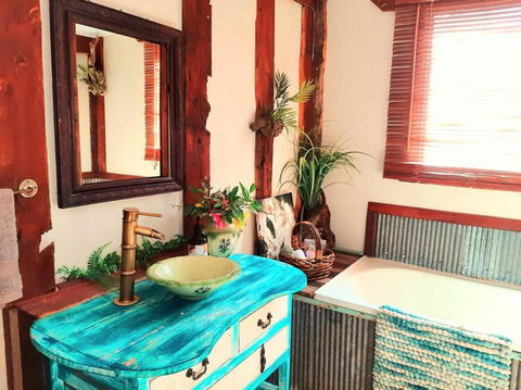 Rosewood Cottage -Entire 2 Bedroom Home With Netflix & WiFi - Yarra Valley Accommodation 3