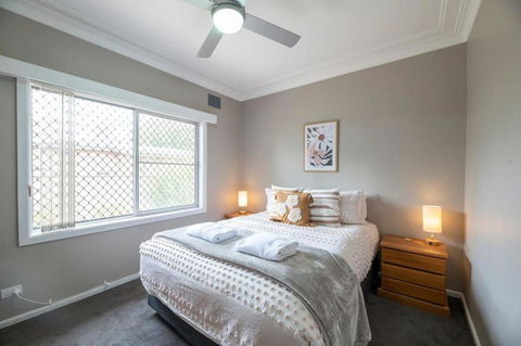 Roycox Cottage - Charming Escape, Fireplace - Yarra Valley Accommodation 1