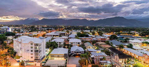 Rydges Esplanade Resort Cairns - Yarra Valley Accommodation 3