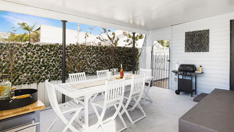 Salamander Sweet Foreshore Drive - Yarra Valley Accommodation 0