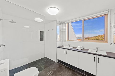 Sanctuary Beach Resort - Yarra Valley Accommodation 1
