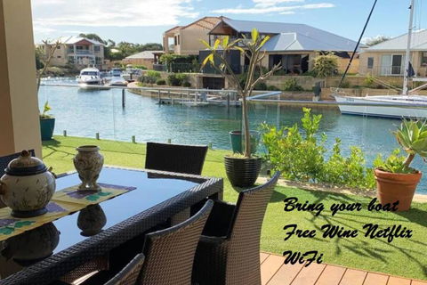 Sandpiper Island Tranquil Waterfront Views & Jetty - Yarra Valley Accommodation 0