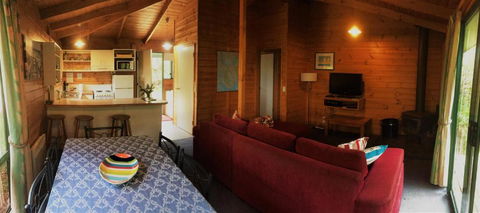 Sandpiper Ocean Cottages - Yarra Valley Accommodation 1