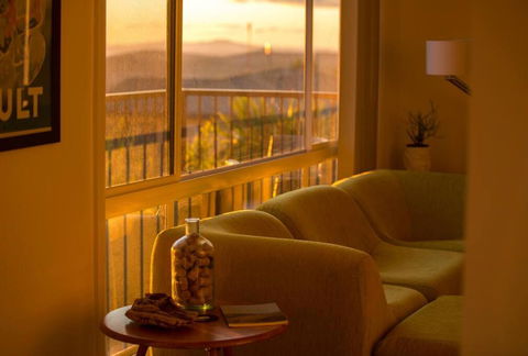 Sandy Bay Townhouse - Yarra Valley Accommodation 2