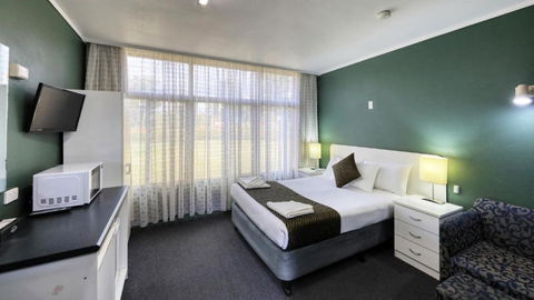 Silver Oaks Motel - Yarra Valley Accommodation 3